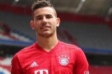 Bayern Meradang, Prancis...
