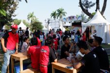 Giliran Warga Yogya...