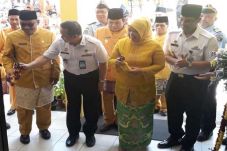 Bupati Kobar dan Ketua...
