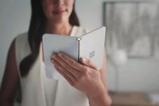 Ponsel Lipat Microsoft...