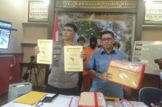 Jadi Tersangka Karhutla,...