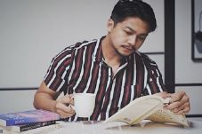 Deva Mahenra Jual Kopi...