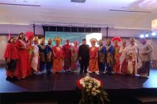 Seni Budaya Indonesia...