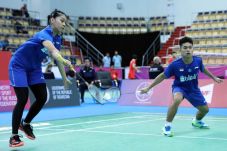 Leo/Indah Ke Perempat...