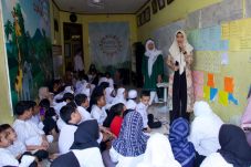 Artis Zora Vidyanata...