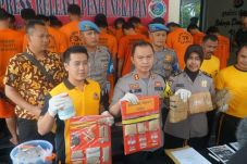 Sepanjang Oktober, Polres...