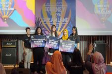 Smailing Tour Tawarkan...
