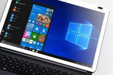 Pembaruan Windows 10...