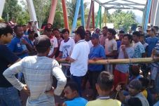 Jembatan Otabiu Diblokir,...