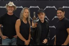 Hetfield Direhabilitasi,...