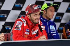 Tentang Rossi dan Marquez,...
