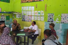 Atap Roboh, Disdik Kota...