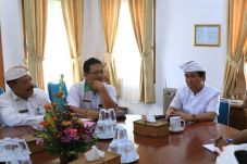 Bupati Suwirta Ingin...