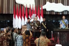 MPR Gelar Simulasi Pelantikan...