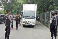 Pintu Masuk Banten Dijaga...