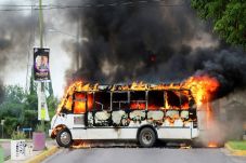 Kartel Sinaloa Luncurkan...
