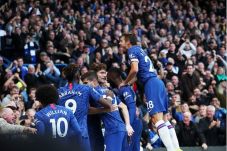 Permalukan Newcastle,...