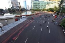 Tiadakan CFD, Anies:...