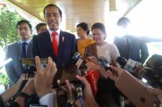 Didampingi Keluarga,...