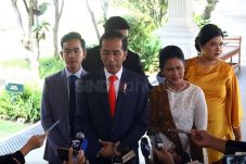 2045, Jokowi Targetkan...