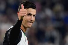 Tenangkan Fans Juventus,...