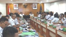 Pembangunan Pelabuhan...