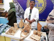 Tiru Pasar Chachutak...