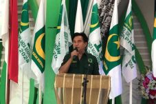 Yusril Ihza Mahendra...