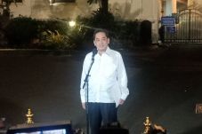Mengenal Agus Suparmanto,...