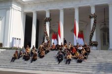 Umumkan Menteri, Jokowi:...