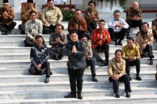 Faktor Erick Bikin Saham...