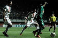 Inkonsitensi Persija,...