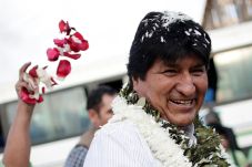 Presiden Morales Tuding...