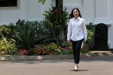 Usai Pelantikan di Istana,...
