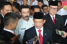 Mendagri Lakukan Evaluasi...