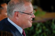 Australia Tempatkan...
