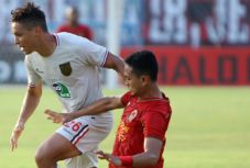 Persela Takluk di Markas...