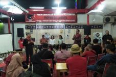 Lewat Festival Banteng...