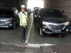 Waspada, Penutup Drainase...