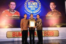 Peduli Kelestarian Alam,...