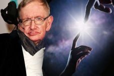 Sthepen Hawking, Atheis...