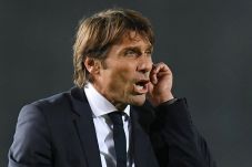 Gusur Juve dari Puncak,...