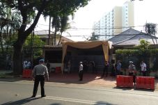 DPR Kunjungi Rumah Calon...