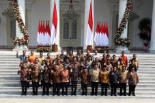 Tidak Kerja Maksimal,...