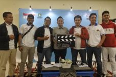 Gerakan Produser 10.000,...