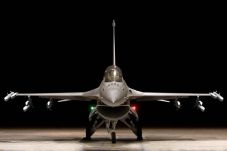 Detail Jet Tempur F-16...