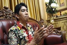 Jhony Banua Rouw Ditunjuk...