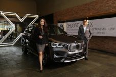 Satu Lagi Mobil BMW...