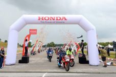 Total Control Honda...