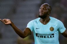 Lukaku Samai Rekor Ronaldo